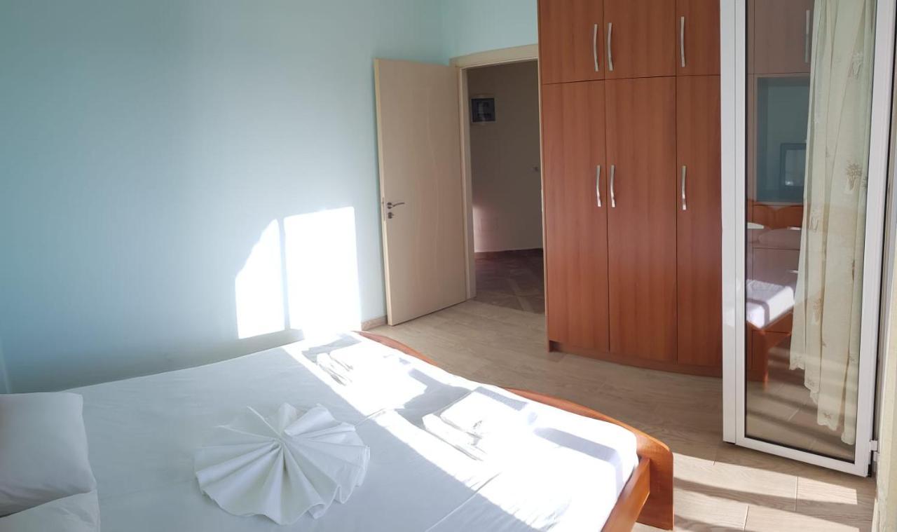 Stunning Sea View Apartments Saranda Extérieur photo